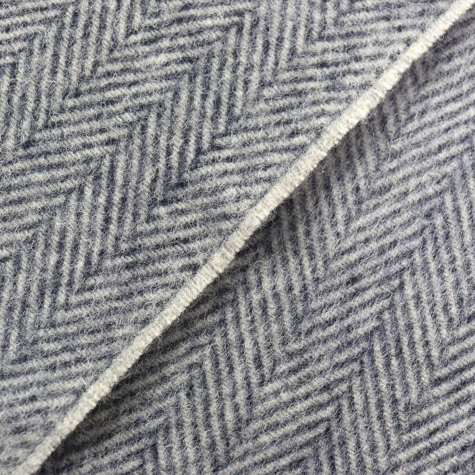 Burberry LONDON Scarf Main: 100% wool Gray navy unisex(Unisex)