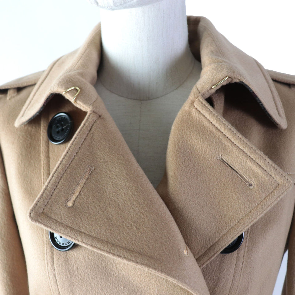 Burberry trench coat Main: 100% cashmere, Part: 66% wool, Part: 22% nylon, Part: 12% cashmere, Lining: 100% viscose (rayon), Lining (sleeve lining): 100% viscose beige SANDRINGHAM Sandringham Women 38