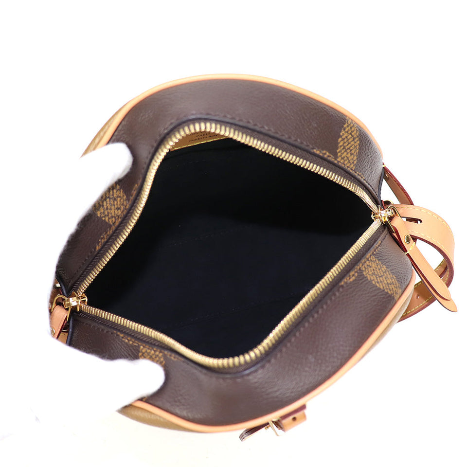 Louis Vuitton Boite Chapeau Supple Giant Monogram Shoulder Bag