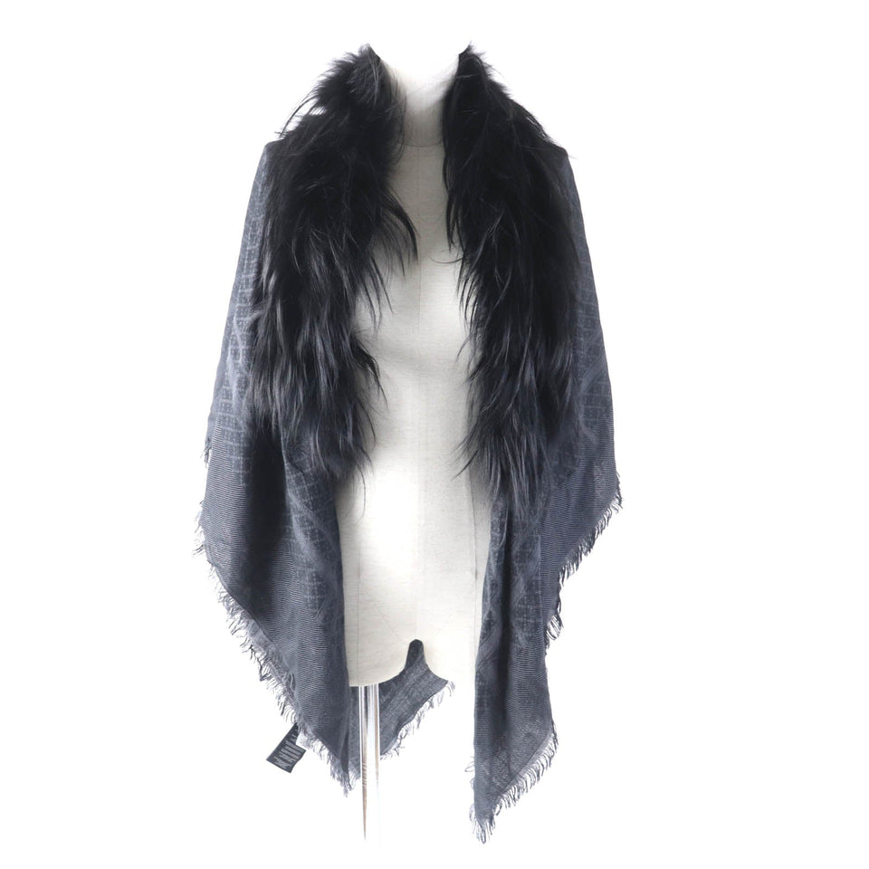 Gucci Stall 355468 Main: 65% silk, Main: 35% wool, Part: fox black Women