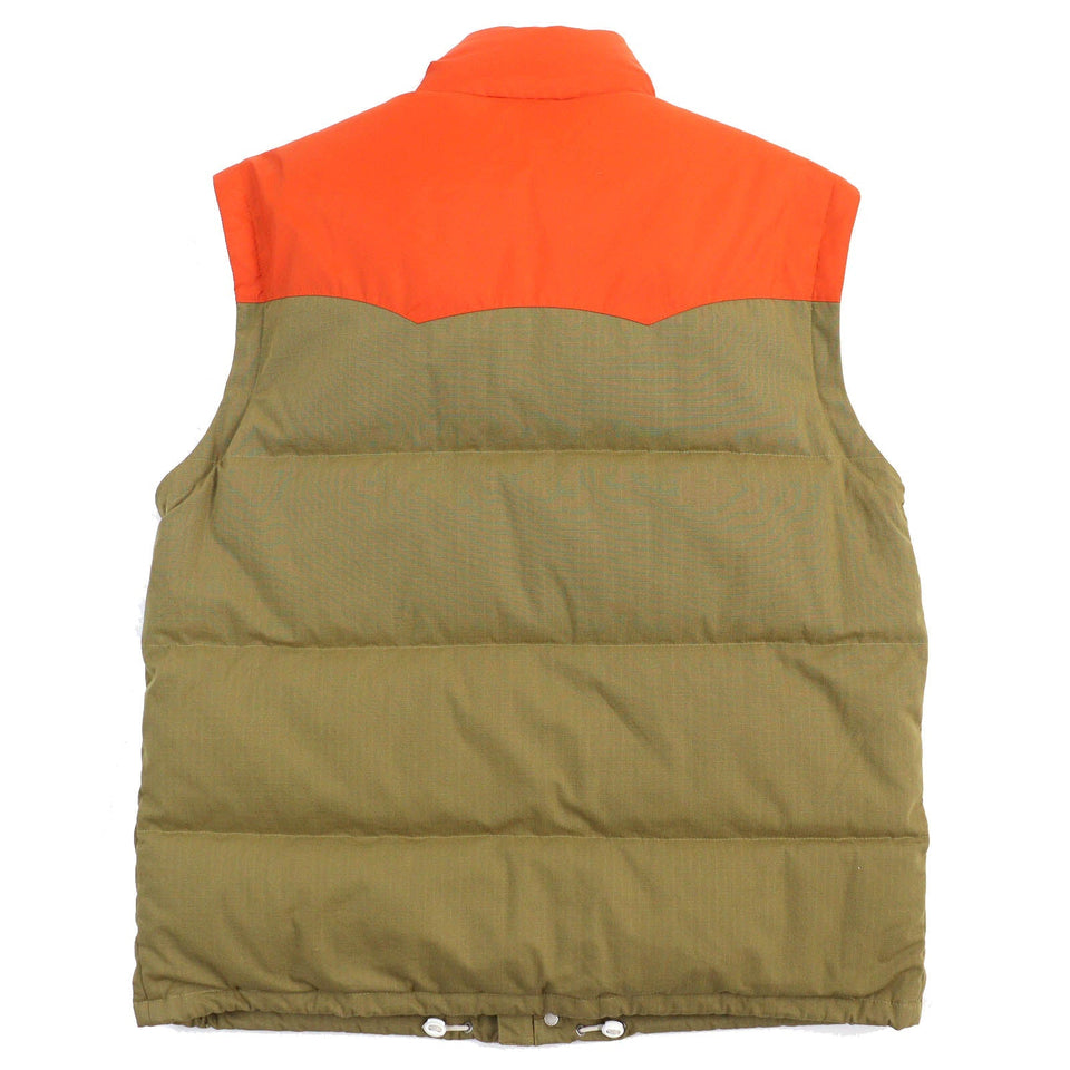 Gucci Down vest 641311 Outer: 70% cotton, Outer: 30% nylon, Part: 100% cotton, Part: 39% polyester, Part: 31% wool, Filling: 100% polyester Camel Orange mens 46