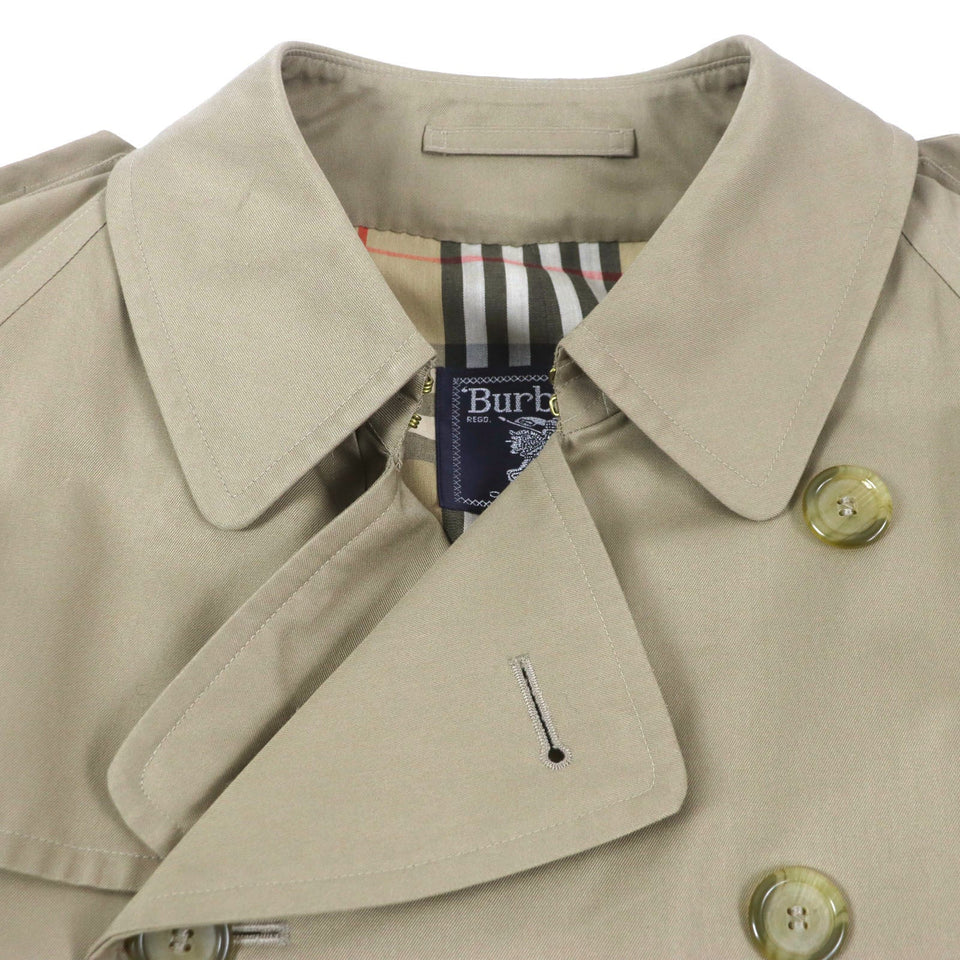 Burberry trench coat Outer: 51% cotton, Outer: 49% polyester, Lining: 50% polyester, Lining: 50% cotton beige mens 42