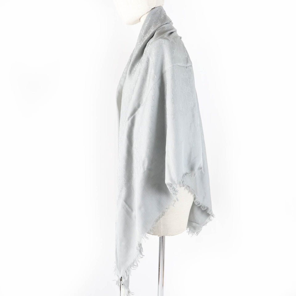 Gucci shawl 387563 Main: 50% wool, Main: 50% silk gray Women