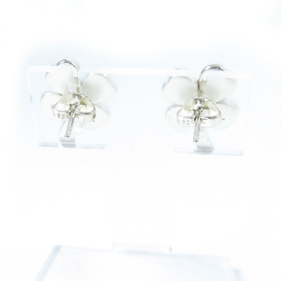 Chanel Clover logo Pierce