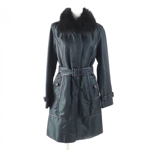 Burberry LONDON coat Outer: 100% polyester, Part: Sheepskin, Fur: Fox, Part: Cowhide, Filling: 100% polyester Dark green Women 38