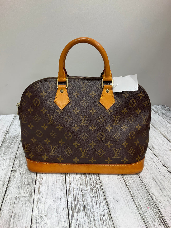 Handbag Designer By Louis Vuitton Size: Medium