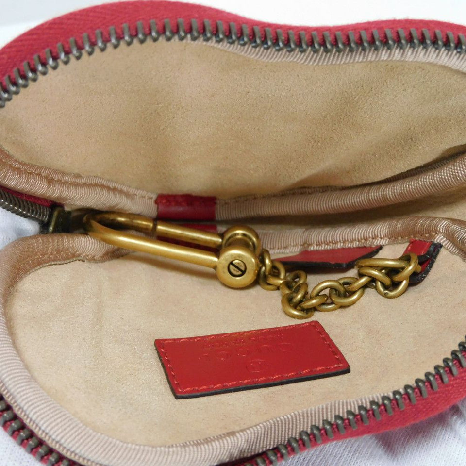 Gucci Coin case 699517 DTDHT 6433 Calf leather Red Current Chevron Keyring, in good condition GG Marmont Double G heart-shaped coin purse Women