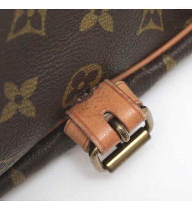 Louis Vuitton Saumur 30 Shoulder Bag Monogram Brown
