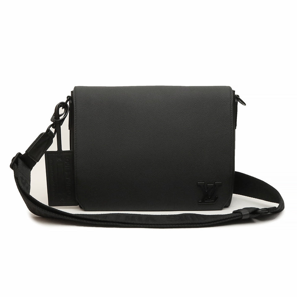 Louis Vuitton Aerogram Takeoff Messenger Shoulder Bag Diagonal Black