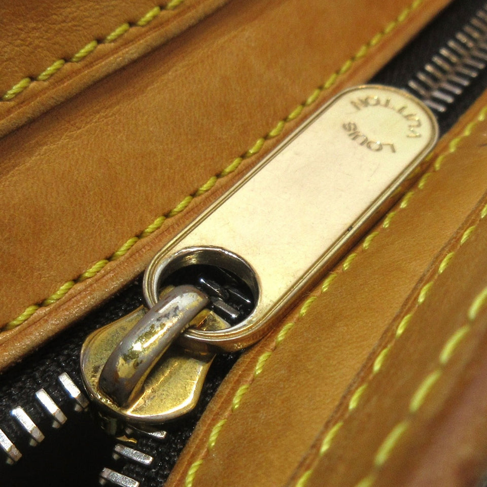 Louis Vuitton Hudson GM Shoulder Bag Monogram