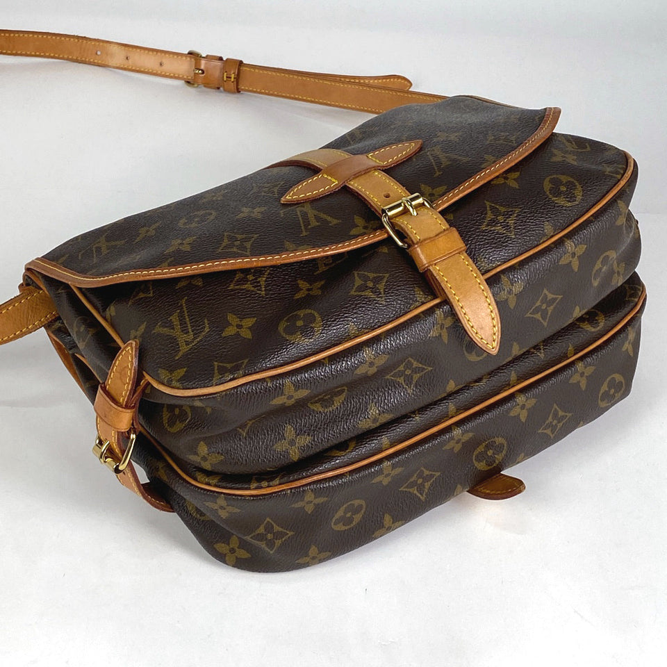 Louis Vuitton Saumur 30 Shoulder Bag Monogram Brown