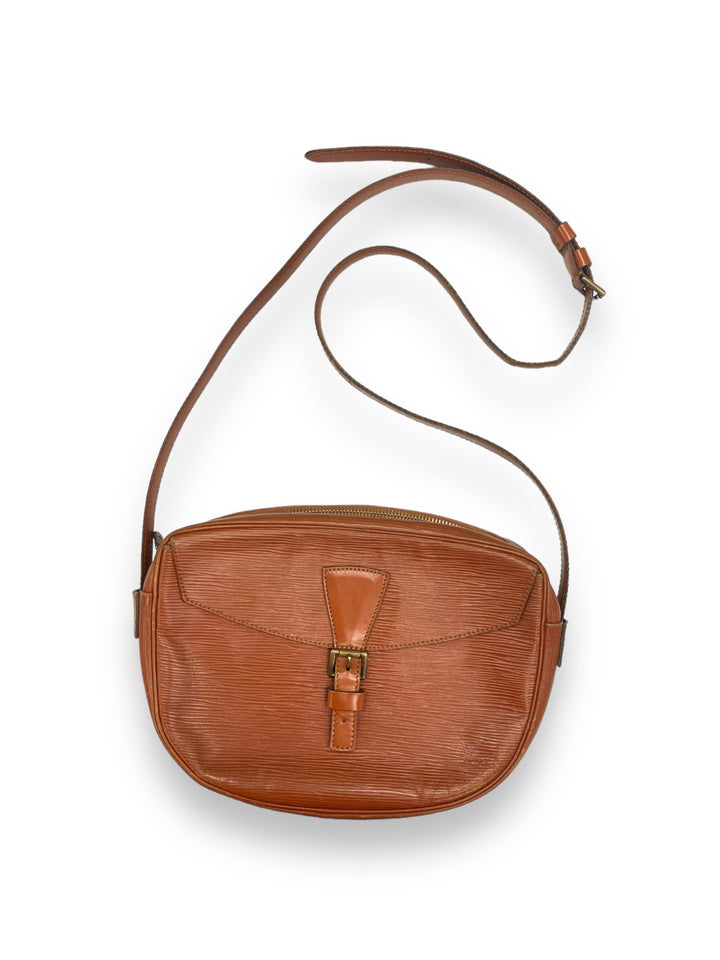 Crossbody Designer By Louis Vuitton Size: Medium