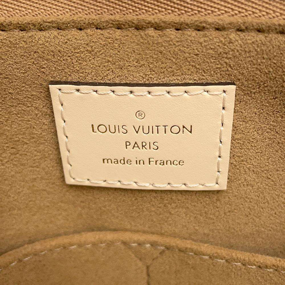 Louis Vuitton Monogram Emplant On The Go GM Shoulder Bag Creme