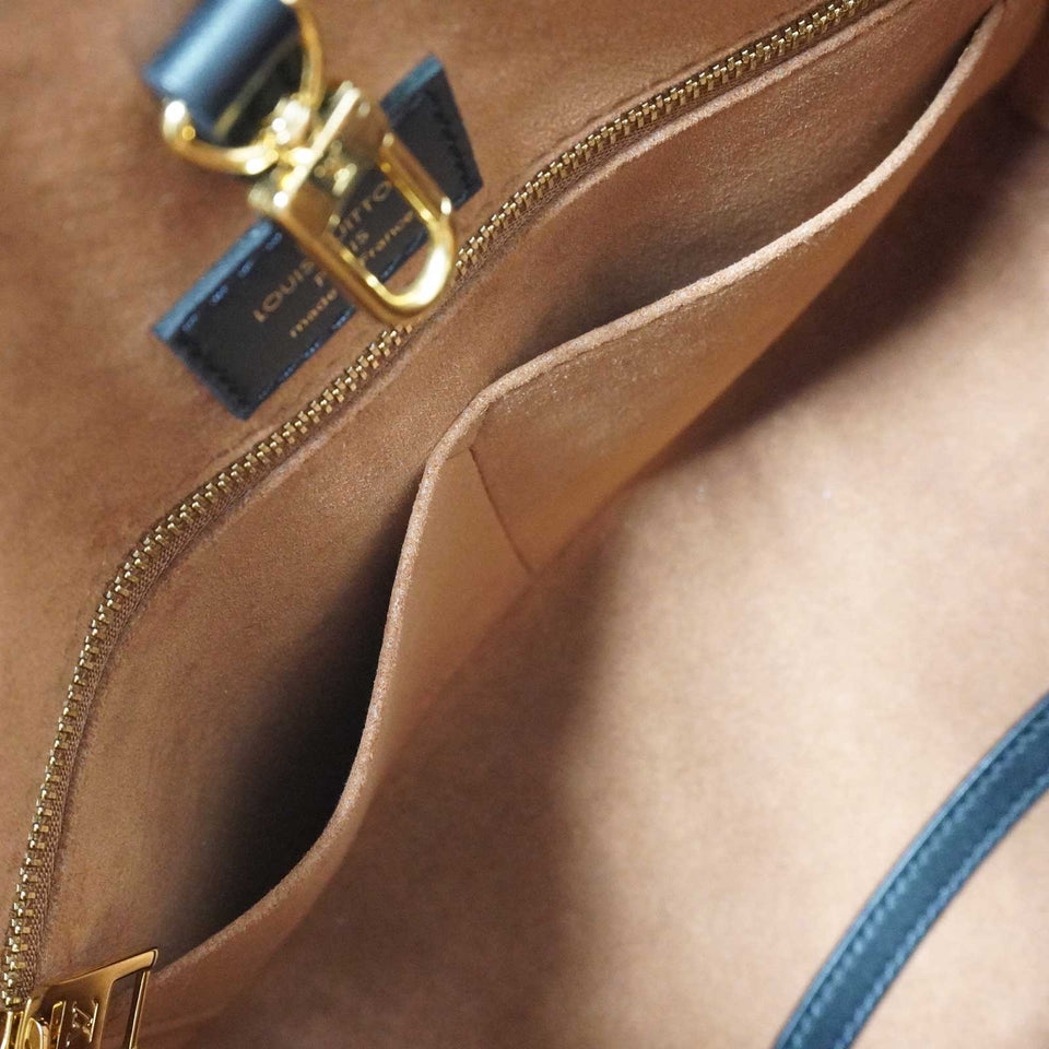 Louis Vuitton OnTheGo MM Shoulder Bag Wild At Heart