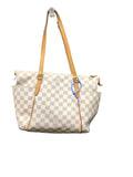 Handbag Luxury Designer By Louis Vuitton Size: Medium