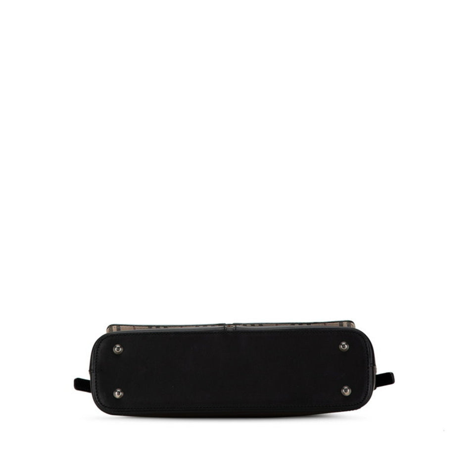 Luxury Burberry Nova Check Handbag
