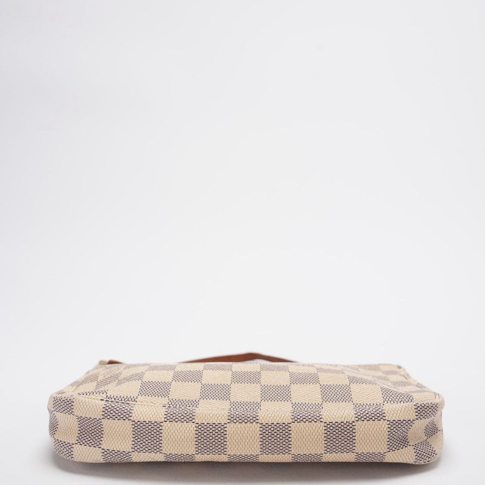 Louis Vuitton Pochette Damier Azur Canvas Accessoires Beige Handbag