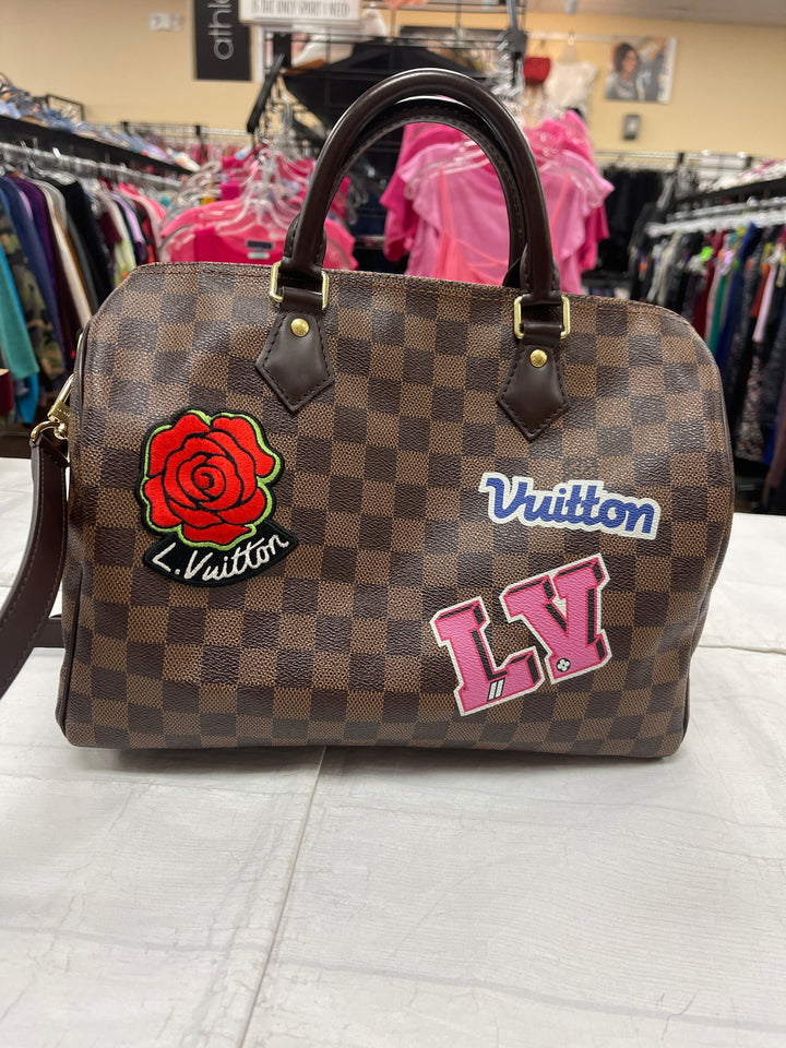 Handbag Designer By Louis Vuitton Size: Medium