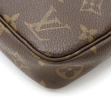 Louis Vuitton Pochette Accessoires Clutch