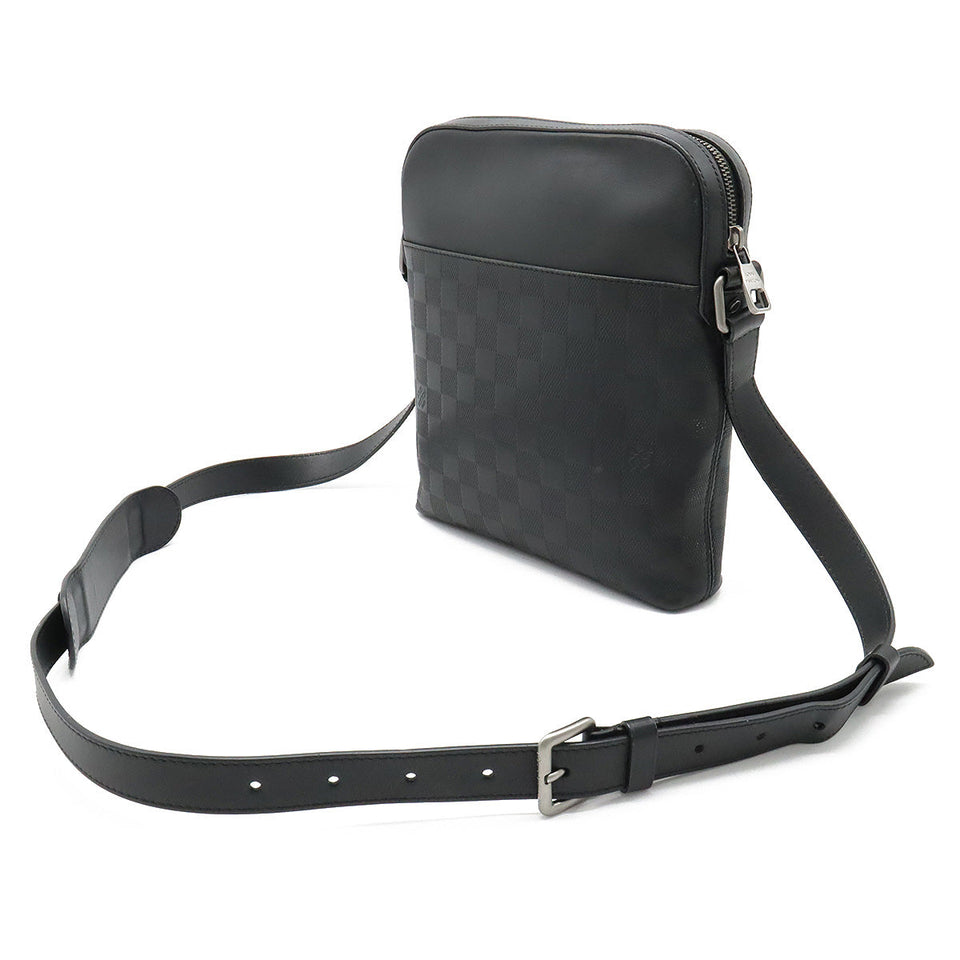 Louis Vuitton Damier Infini Leather Pochette District Shoulder Bag