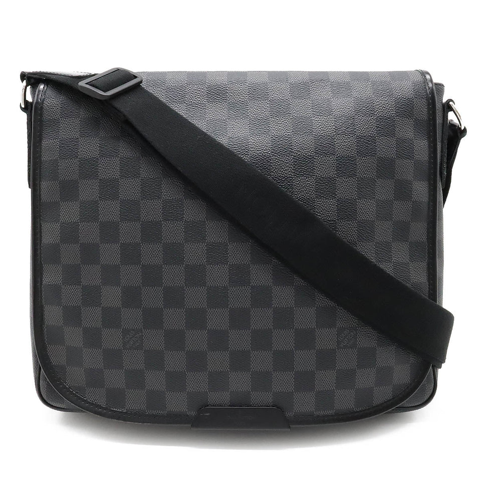 Louis Vuitton Daniel MM Messenger Bag