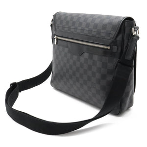 Louis Vuitton Daniel MM Messenger Bag