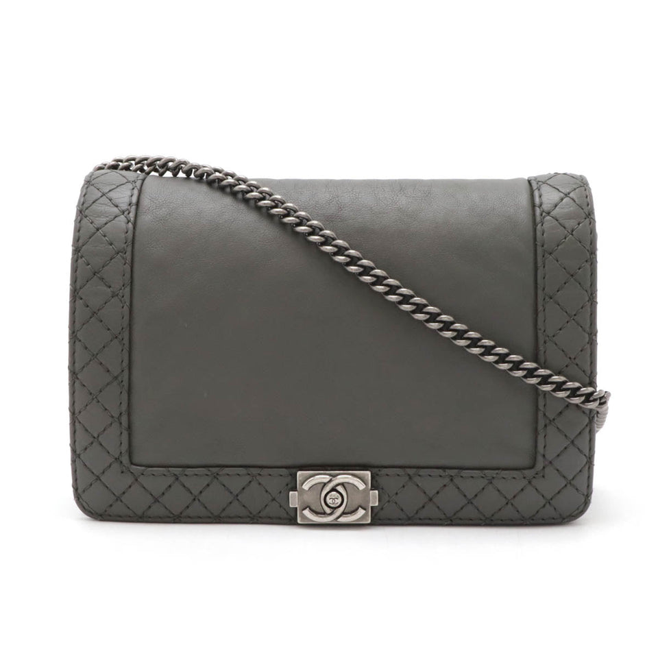 Chanel Boy Chanel Leather Shoulder Bag