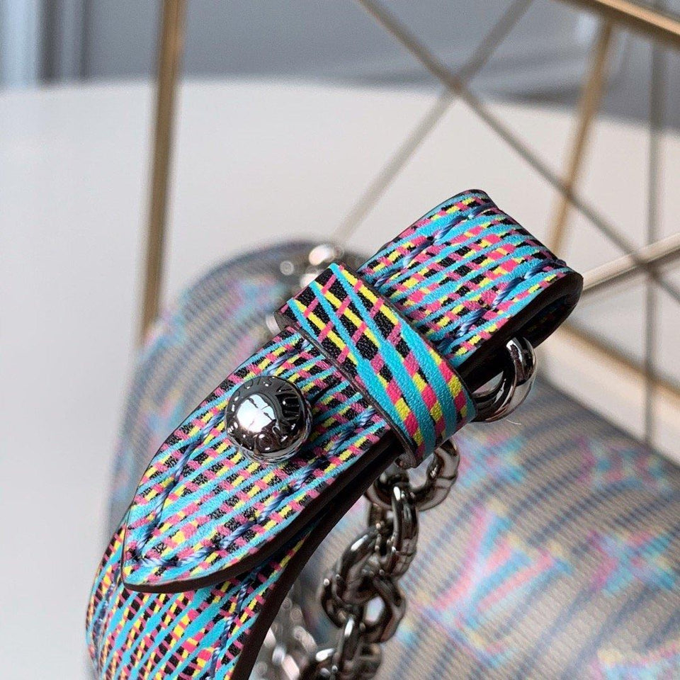 Louis Vuitton TWIST MM