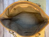 Handbag Luxury Designer By Louis Vuitton Size: Large
