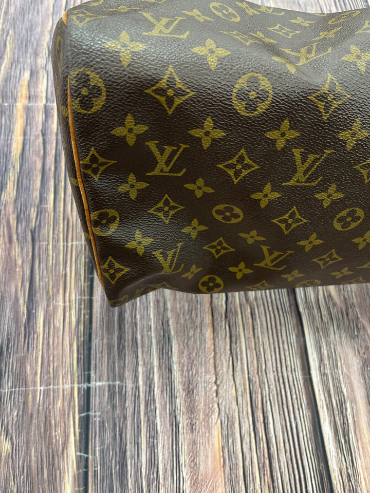 Handbag Luxury Designer By Louis Vuitton Size: Large
