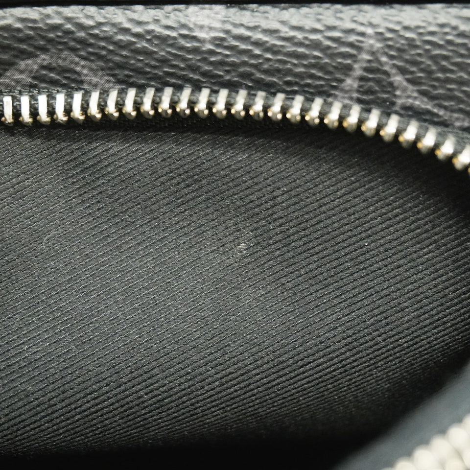 Louis Vuitton BumBag Outdoor Pochette Eclipse Leather Black