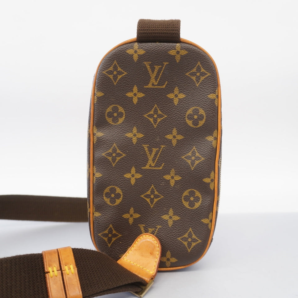 Louis Vuitton Body Bag Monogram Pochette Ganju