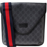 Gucci 599521 GG Supreme Messenger Bag