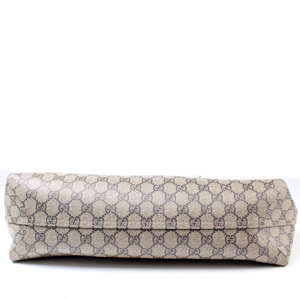 Gucci 368569 GG Supreme Medium Tote Bag