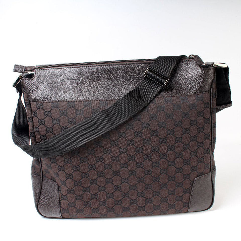 Gucci 282527 GG Canvas Messenger Bag