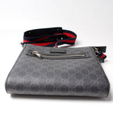 Gucci 523599 Supreme Messenger Bag