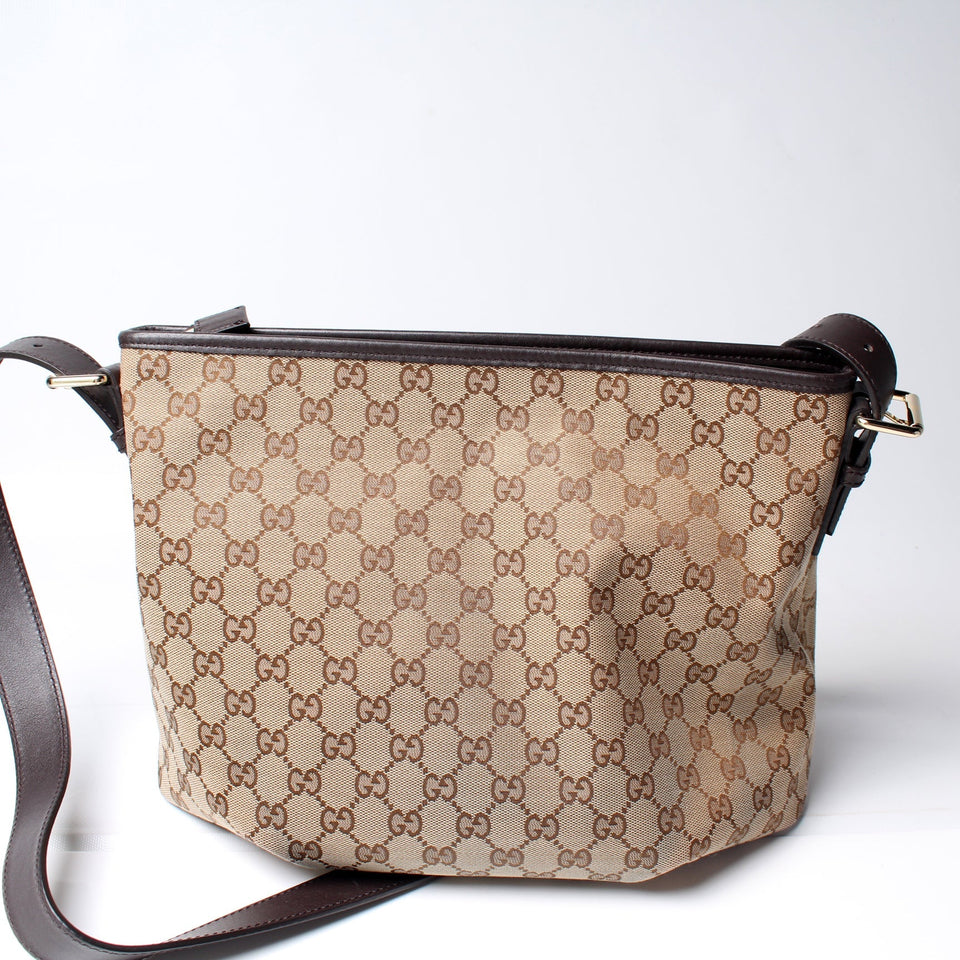 Gucci 388930 GG Canvas Shoulder Bag