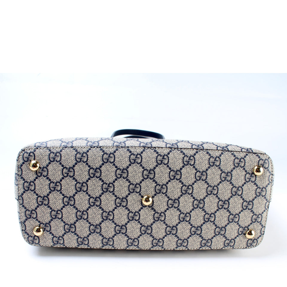 Gucci 415721 GG Supreme Tote Bag