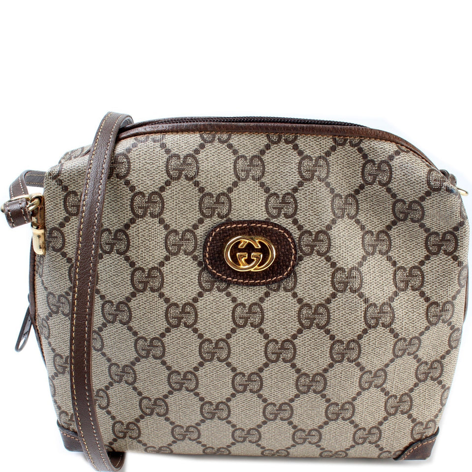 Gucci 67-01-4916 Interlocking GG Shoulder Vintage Bag