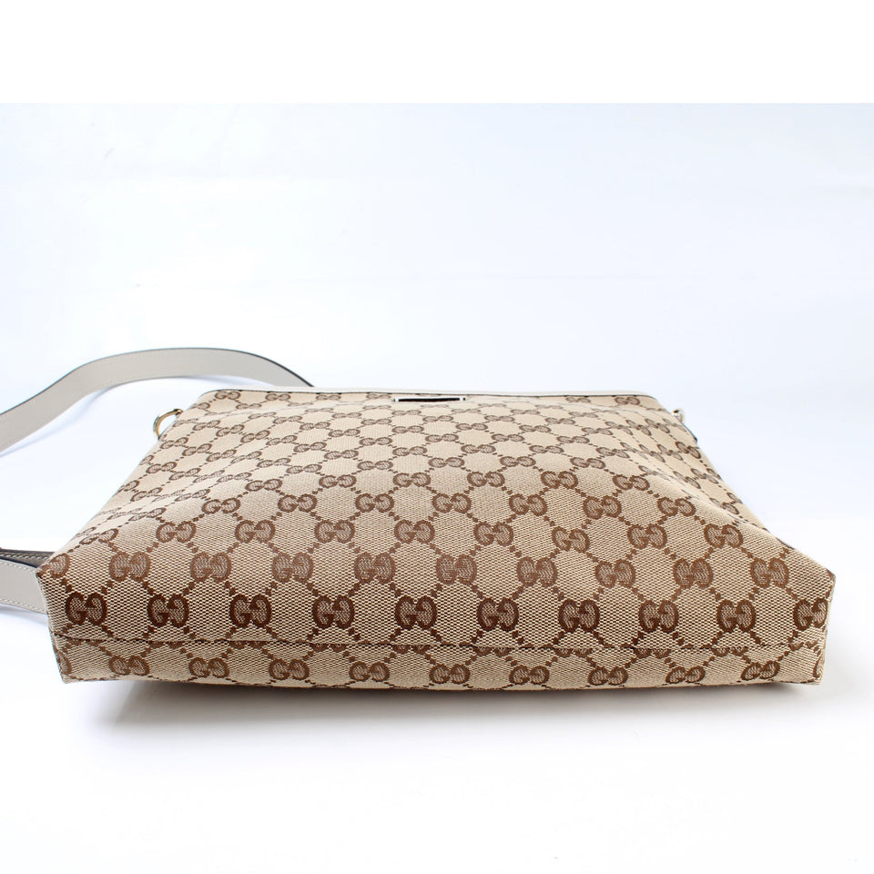 Gucci 388924 GG Canvas Crossbody Bag