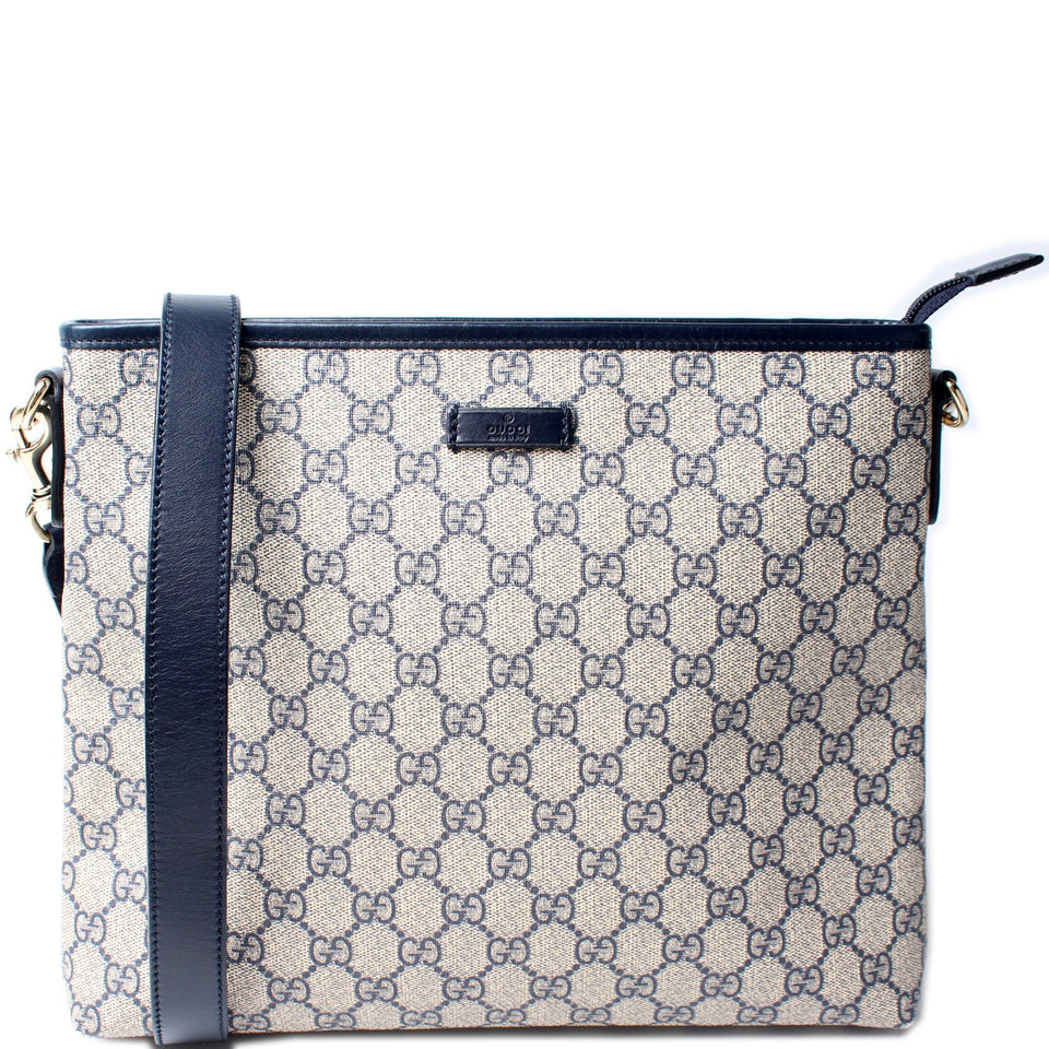 Gucci 388924 GG Supreme Crossbody Bag