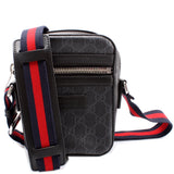 Gucci 598103 GG Supreme Messenger Bag
