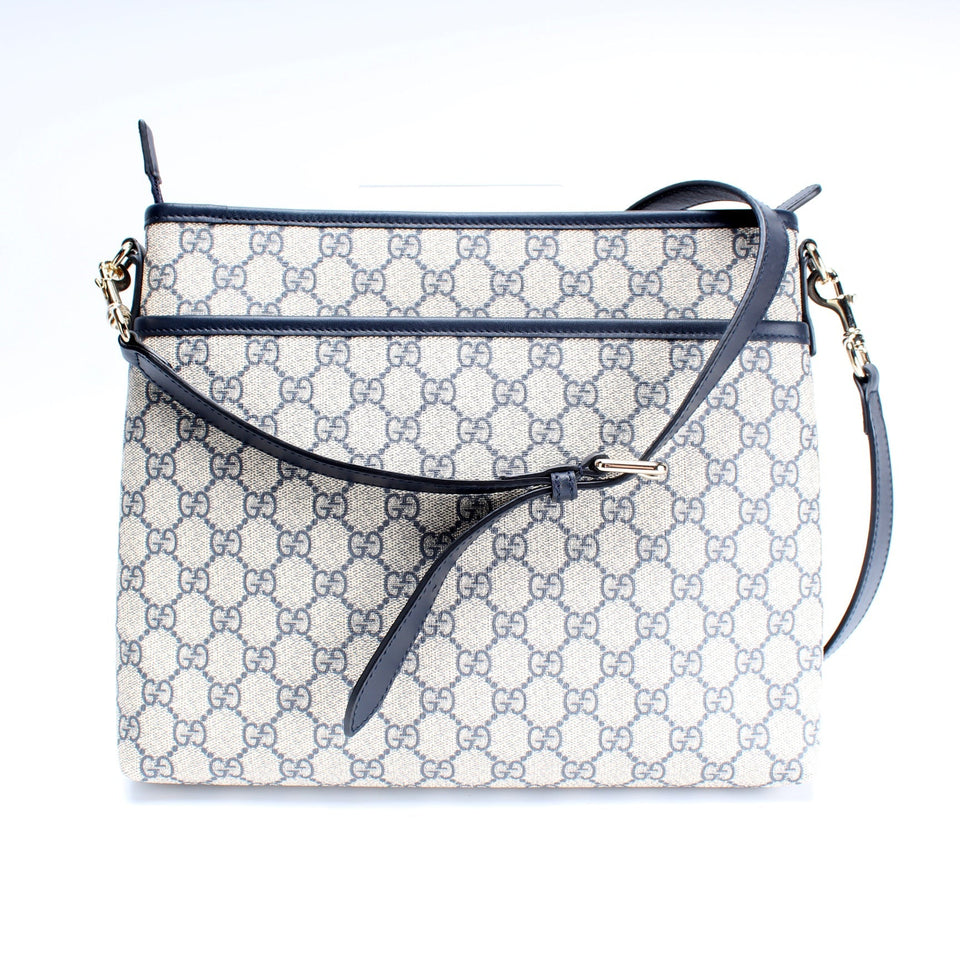Gucci 388924 GG Supreme Crossbody Bag