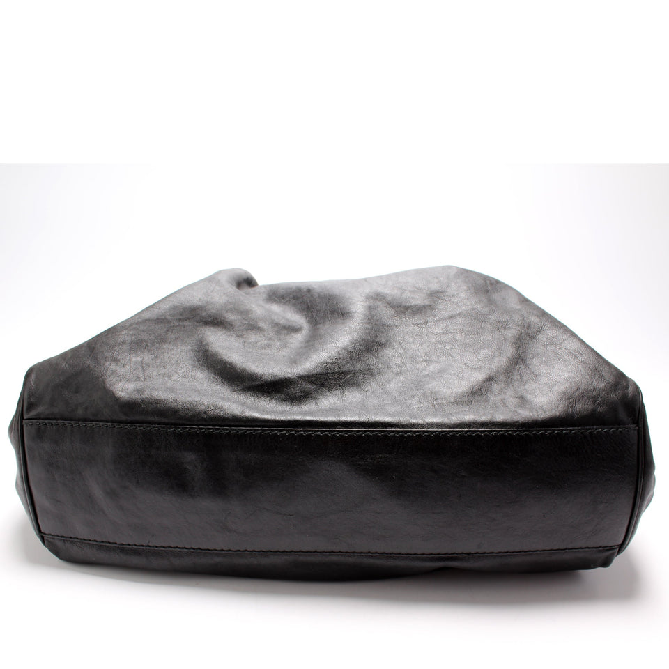 Gucci 211943 Sukey Large Leather Bag