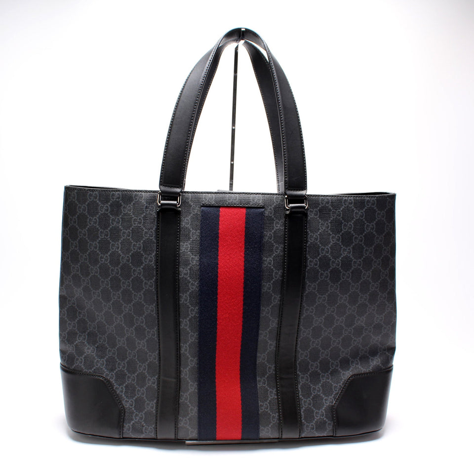 Gucci 495560 GG Supreme Tote Bag