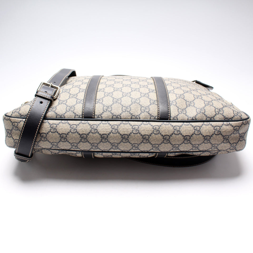 Gucci 208463 GG Supreme Briefcase Bag