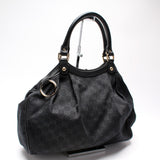 Gucci 211944 Sukey GG Canvas Medium Bag