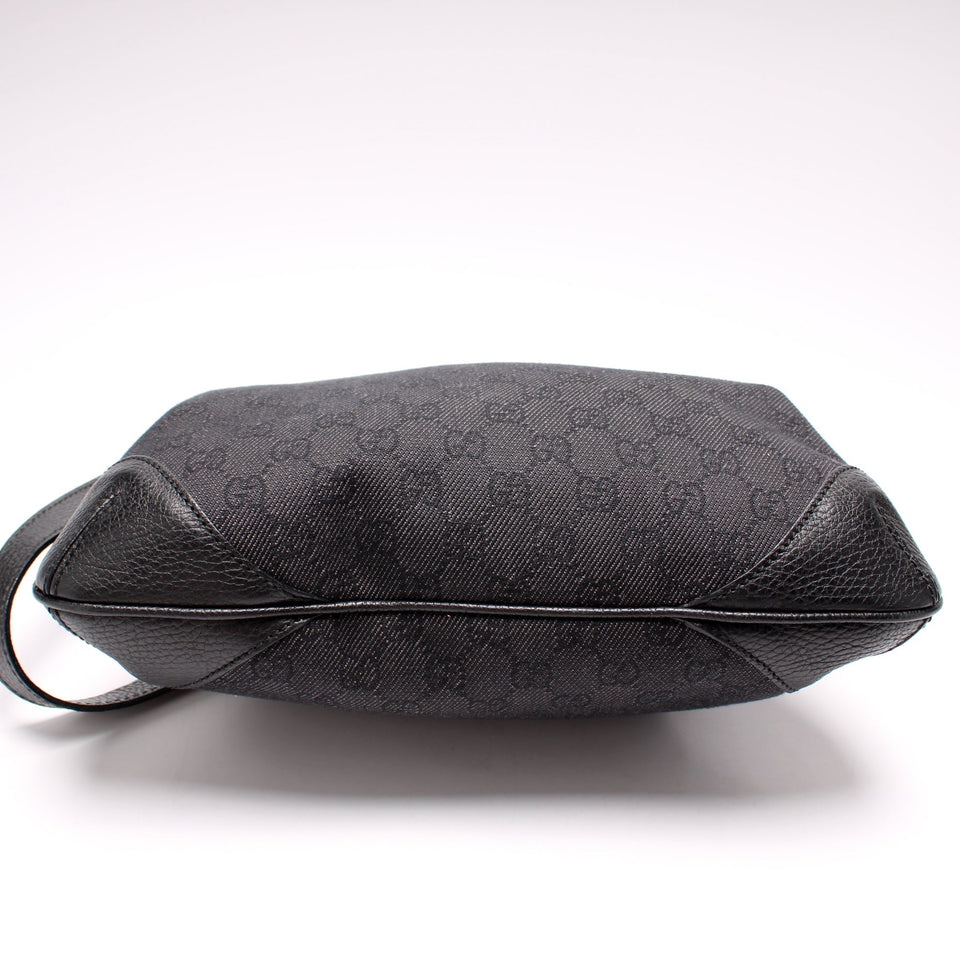 Gucci 196140 GG Canvas Shoulder Bag