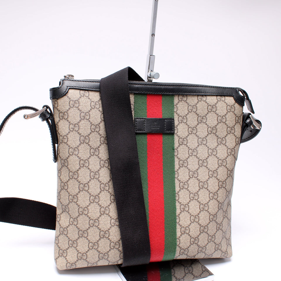 Gucci 387111 GG Supreme Web Messenger Bag