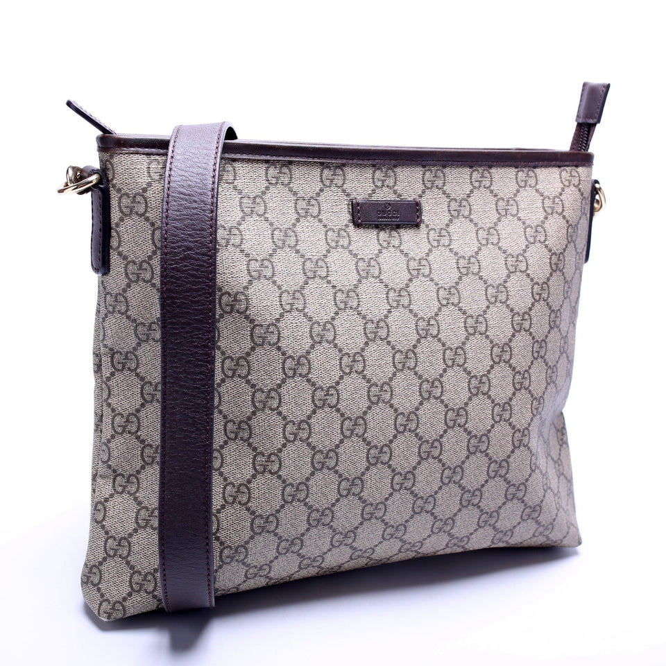 Gucci 388924 GG Supreme Crossbody Bag